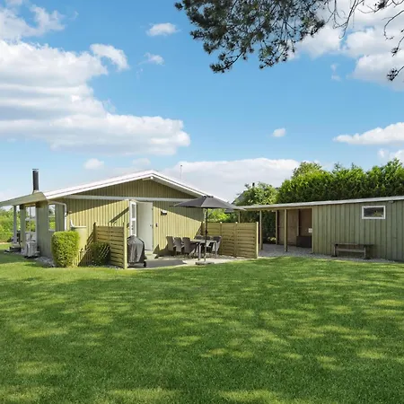 Holiday home 3 Bedroom Lovely In